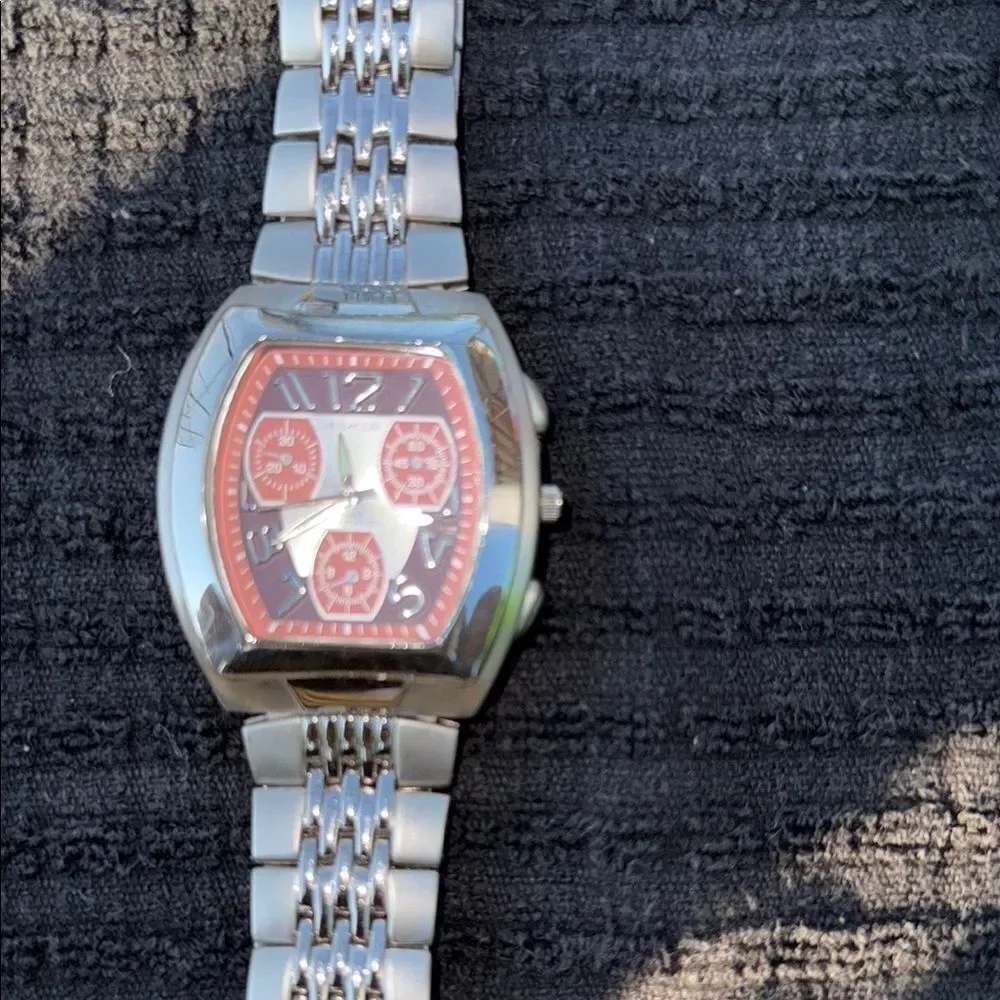 Vellaccio Silver Red Chronograph Watch